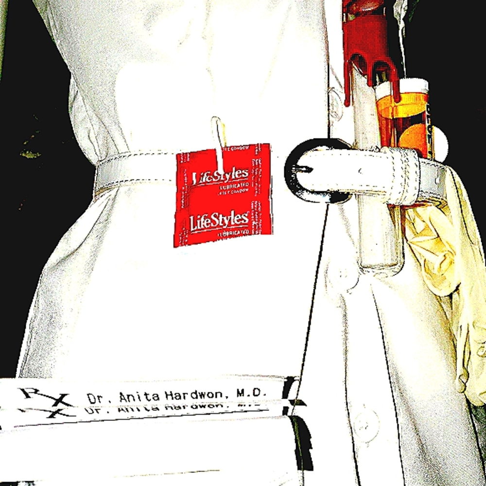 Unbelievably SEXy Pharmacist/Nurse outfit - Picture 5 of 8